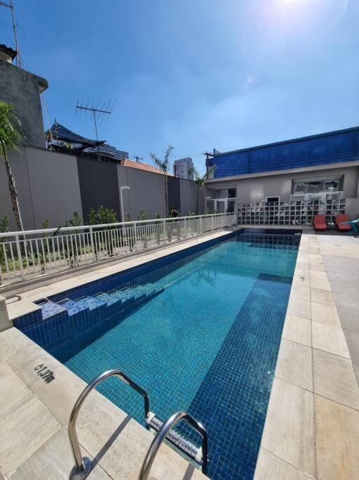 Ap10 Confortavel Com Wifi, Piscina, Rooftoop E Academia Em Frente Ao Metro Apartment *