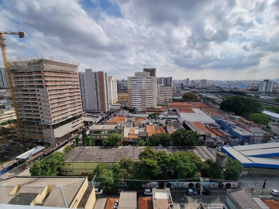 Ap10 Confortavel Com Wifi, Piscina, Rooftoop E Academia Em Frente Ao Metro São Paulo